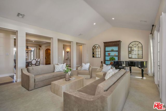 25420 Prado De Azul, Calabasas, CA 91302