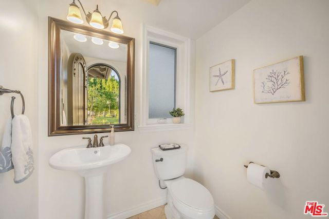 25420 Prado De Azul, Calabasas, CA 91302