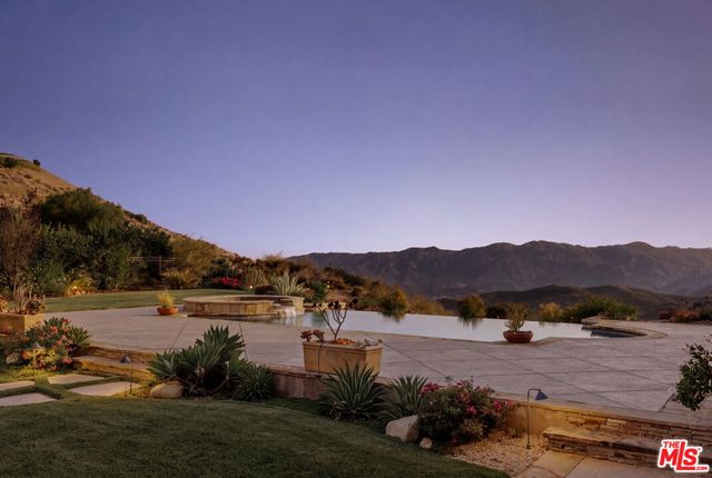 25420 Prado De Azul, Calabasas, CA 91302