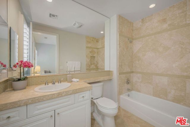 25420 Prado De Azul, Calabasas, CA 91302