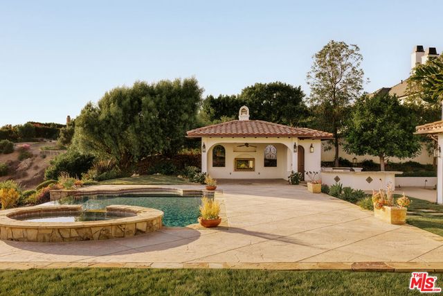25420 Prado De Azul, Calabasas, CA 91302