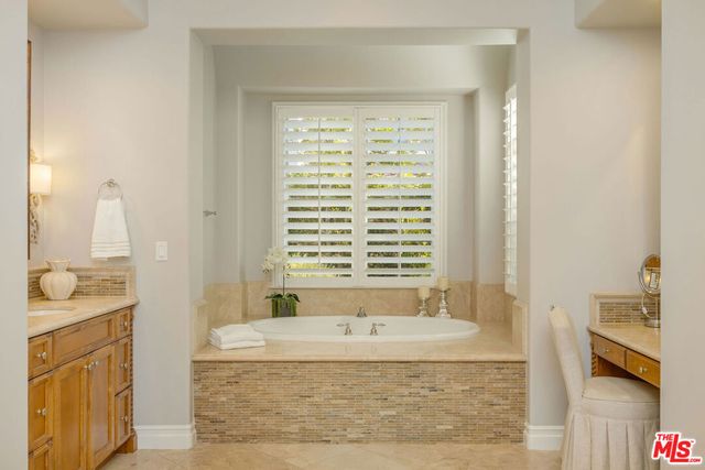 25420 Prado De Azul, Calabasas, CA 91302