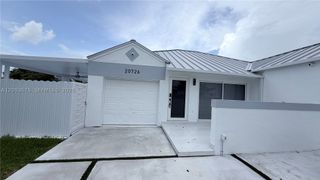 20726 SW 105 Ave 1, Cutler Bay, FL 33189