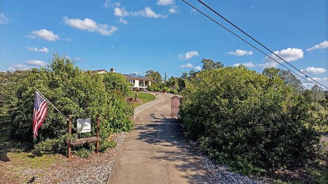 1680 Winding Oak Ln, El Dorado Hills, CA 95762