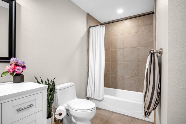 1680 Winding Oak Ln, El Dorado Hills, CA 95762