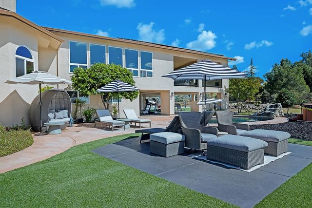 1680 Winding Oak Ln, El Dorado Hills, CA 95762