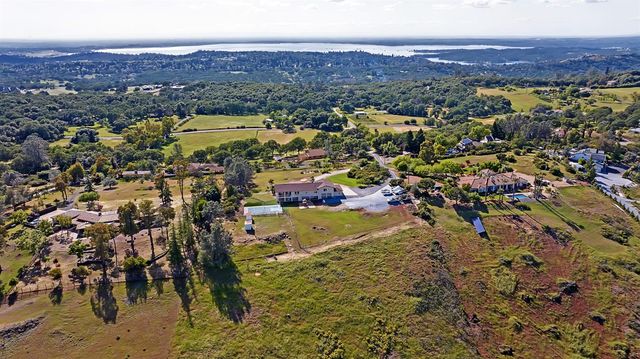 1680 Winding Oak Ln, El Dorado Hills, CA 95762