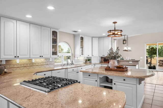 1680 Winding Oak Ln, El Dorado Hills, CA 95762