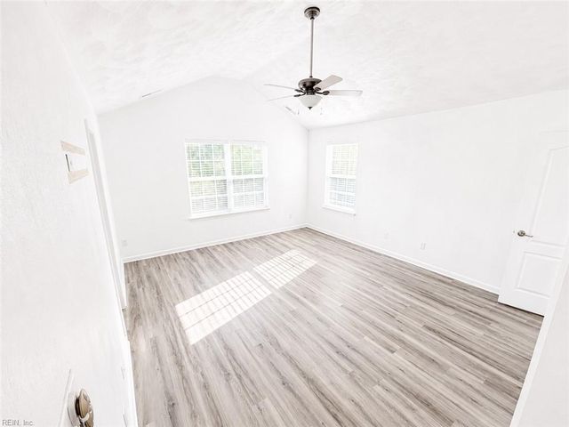29 Frazier CT, Hampton, VA 23666
