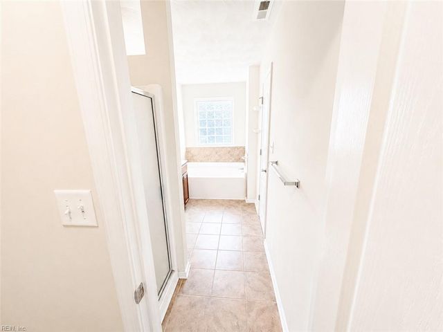 29 Frazier CT, Hampton, VA 23666