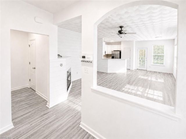 29 Frazier CT, Hampton, VA 23666