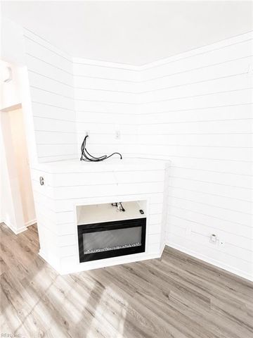 29 Frazier CT, Hampton, VA 23666