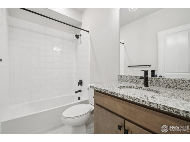 8777 Whiteclover St, Littleton, CO 80125