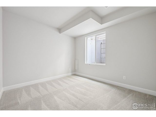 8777 Whiteclover St, Littleton, CO 80125