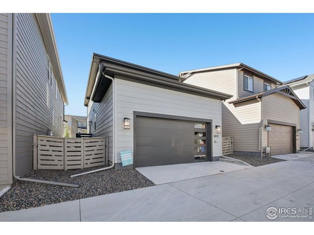 8777 Whiteclover St, Littleton, CO 80125