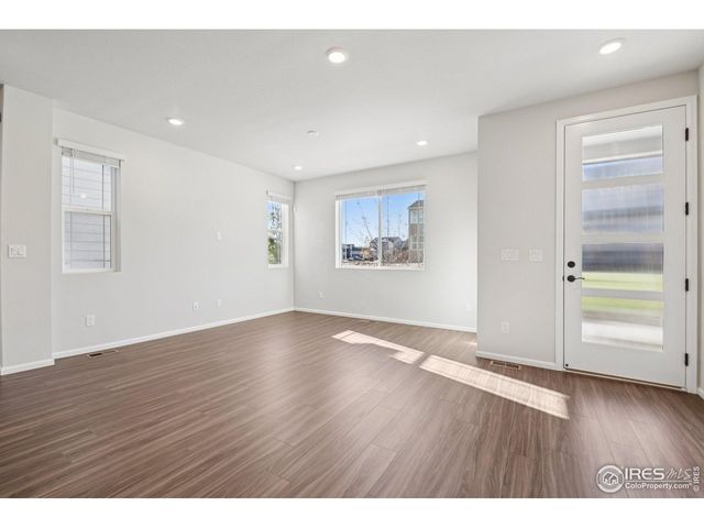 8777 Whiteclover St, Littleton, CO 80125