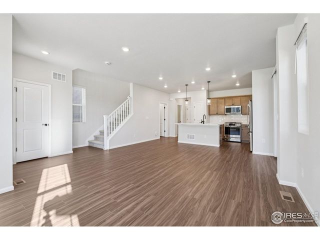 8777 Whiteclover St, Littleton, CO 80125