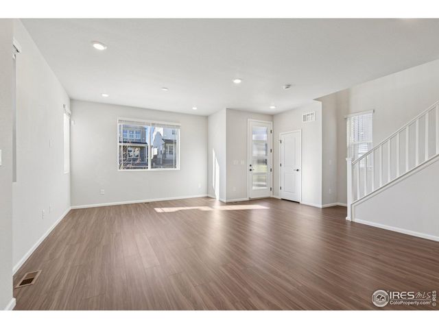 8777 Whiteclover St, Littleton, CO 80125