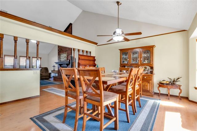 1112 Walnut Court, Moore, OK 73160