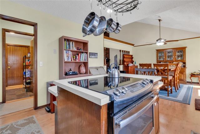 1112 Walnut Court, Moore, OK 73160