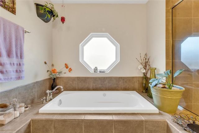 1112 Walnut Court, Moore, OK 73160