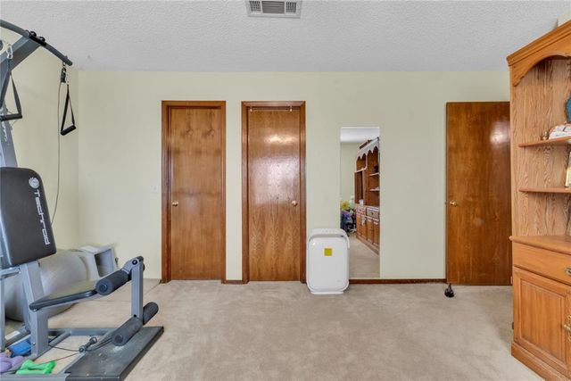 1112 Walnut Court, Moore, OK 73160