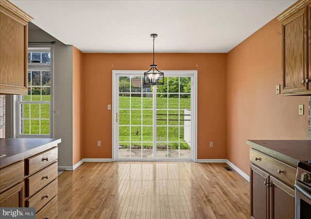 1314 LINDENWOOD LN, Easton, PA 18040