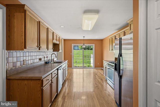 1314 LINDENWOOD LN, Easton, PA 18040