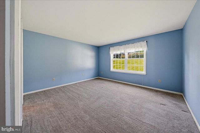 1314 LINDENWOOD LN, Easton, PA 18040