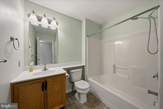 1314 LINDENWOOD LN, Easton, PA 18040