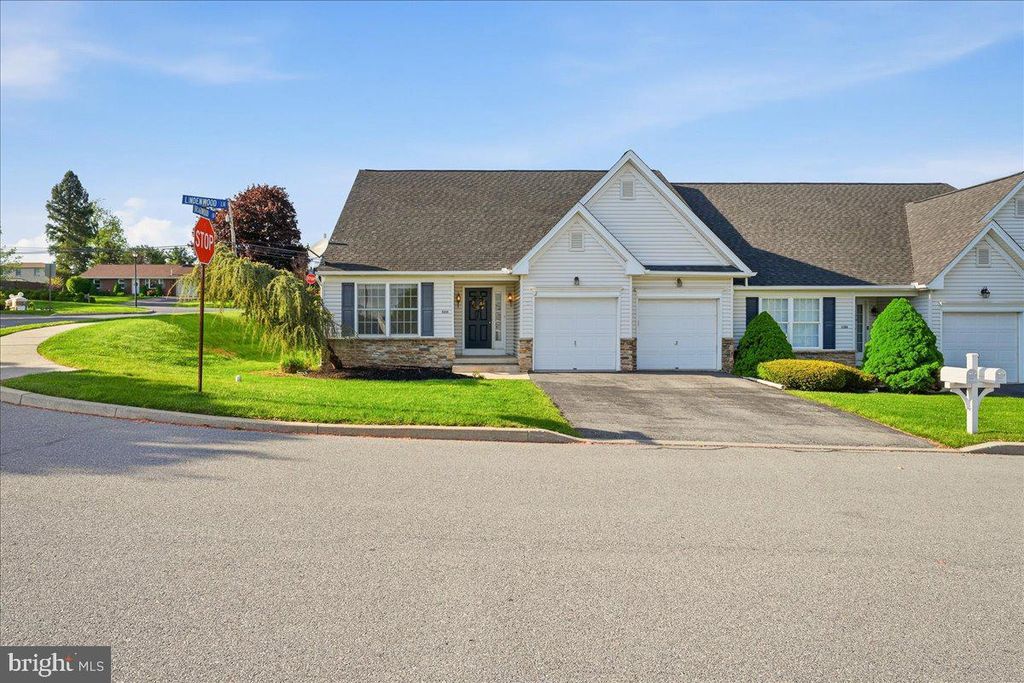 1314 LINDENWOOD LN, Easton, PA 18040
