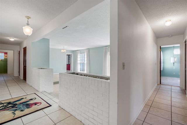 12712 SEBRING BOULEVARD, Tampa, FL 33618