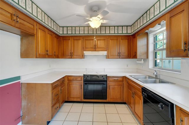 12712 SEBRING BOULEVARD, Tampa, FL 33618