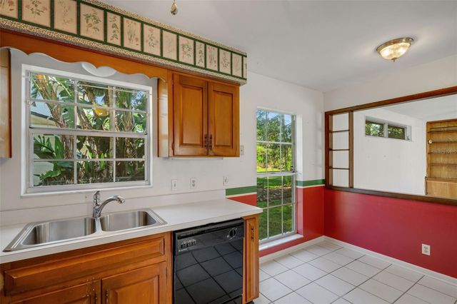 12712 SEBRING BOULEVARD, Tampa, FL 33618