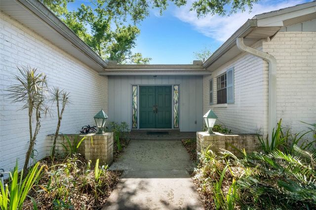 12712 SEBRING BOULEVARD, Tampa, FL 33618