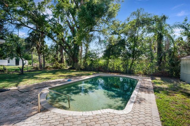 12712 SEBRING BOULEVARD, Tampa, FL 33618