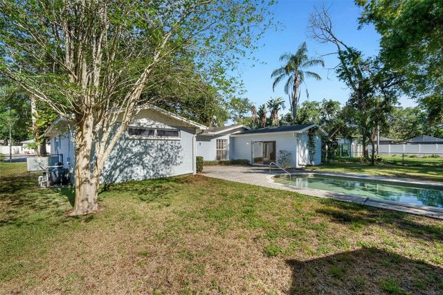 12712 SEBRING BOULEVARD, Tampa, FL 33618