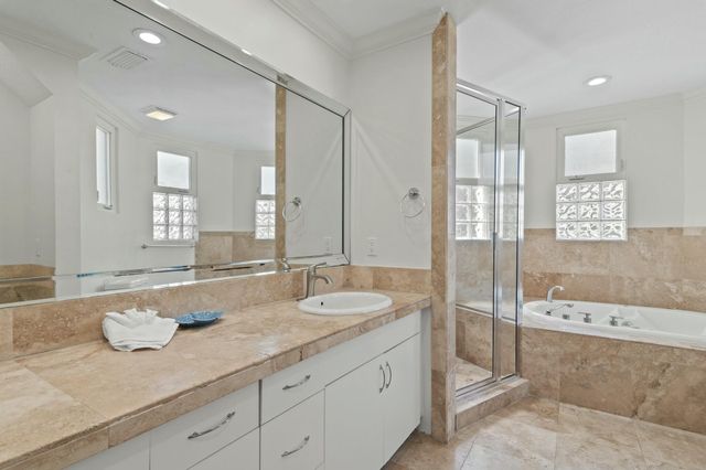 4835 Ocean Boulevard, Destin, FL 32541