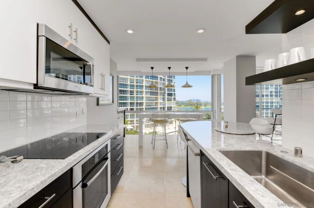 1760 Avenida del Mundo 510, Coronado, CA 92118