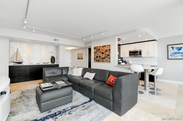 1760 Avenida del Mundo 510, Coronado, CA 92118