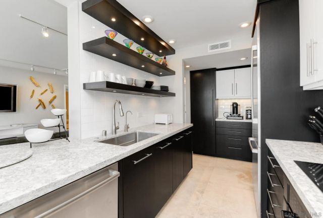 1760 Avenida del Mundo 510, Coronado, CA 92118