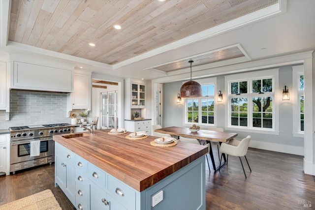 2843 Wright Ranch Ln, Healdsburg, CA 95448