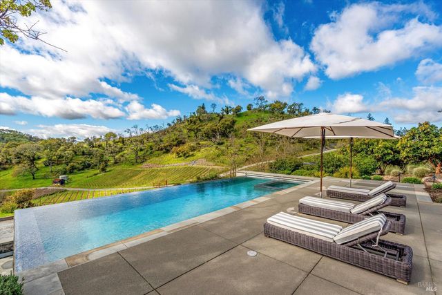 2843 Wright Ranch Ln, Healdsburg, CA 95448