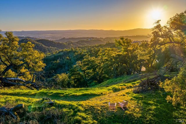 2843 Wright Ranch Ln, Healdsburg, CA 95448