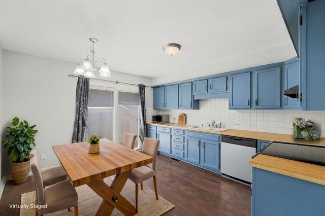 3716 N Athenian Ct, Wichita, KS 67204