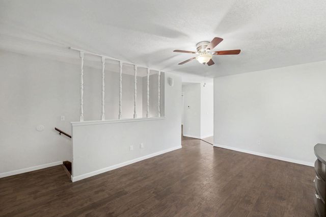 3716 N Athenian Ct, Wichita, KS 67204