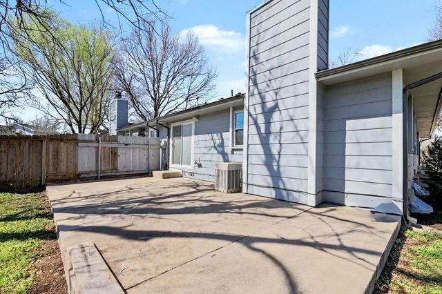 3716 N Athenian Ct, Wichita, KS 67204