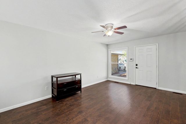 3716 N Athenian Ct, Wichita, KS 67204