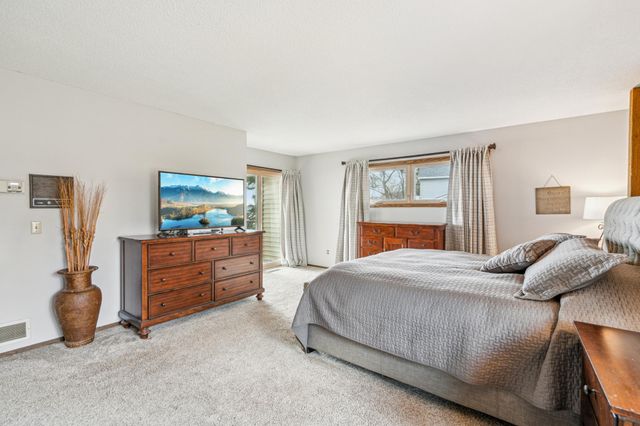 1904 N Ham Lake Drive NE, Ham Lake, MN 55304