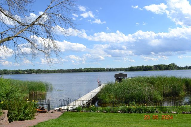1904 N Ham Lake Drive NE, Ham Lake, MN 55304